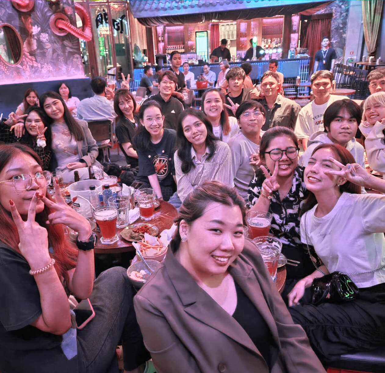 แข่งขันบาสเก็ตบอลกระชับมิตร